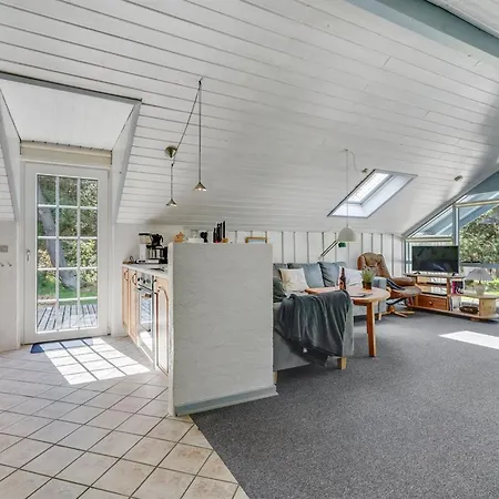 Lenia - 1km From The Sea In Western Jutland By Interhome Vakantiehuis Molby